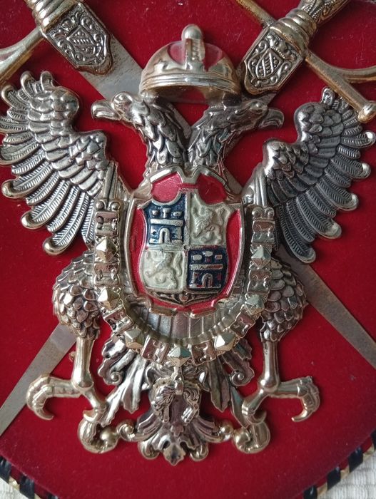 Duży panel herbowy Toledo.