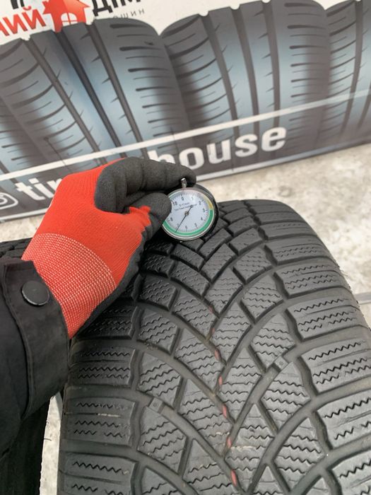 Шини 215/55 R16 Bridgestone  пара зима  7 мм