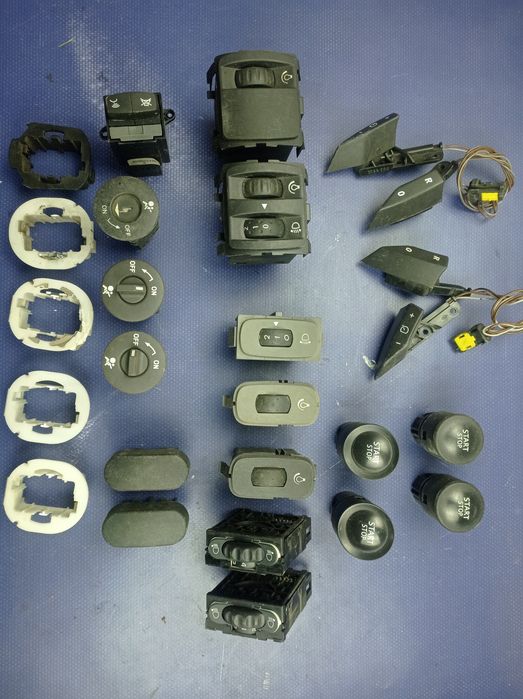 Кнопка Вікна Замка ЕСП Парктронік Круїз Підігрів Аварійка Рено Renault