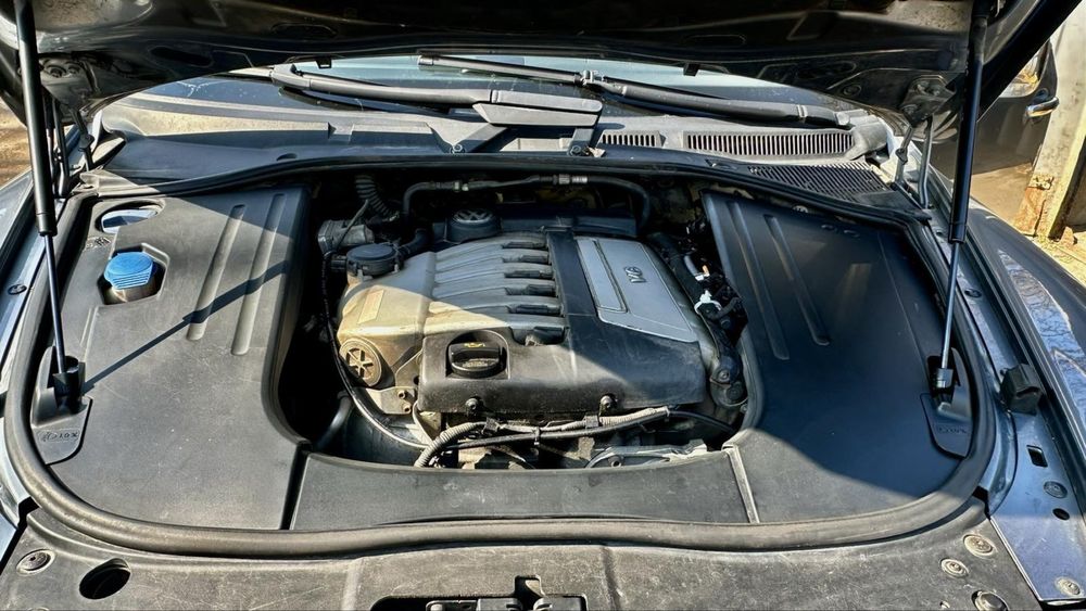 Таурег 3.2  газ/бенз 2004 р.