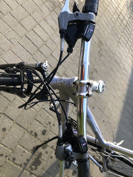 Rower  Giant Trekking -szosowy