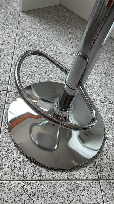 Banco alto de cozinha