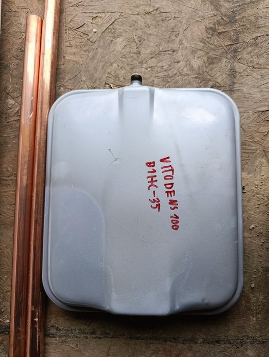 Naczynie przeponowe Viessmann Vitodens 100 B1HC -35