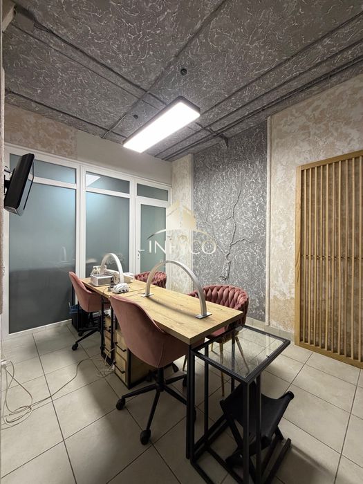 Продаж комерційного приміщення в центральній частині міста