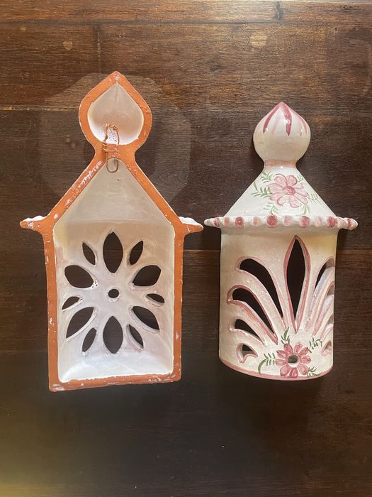 Conjunto de 2 Lanternas artesanais, pintadas á mão