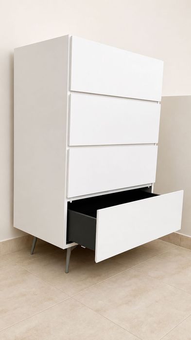 Boconcept - cómoda com 4 gavetas - Excelente Estado