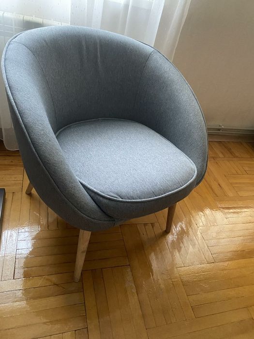 Кресло мягкое новое