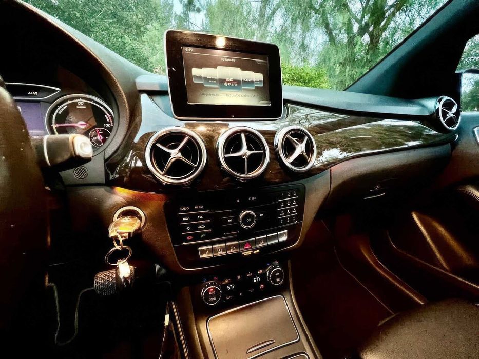 Mercedes-Benz B-Class B 250 e      2017