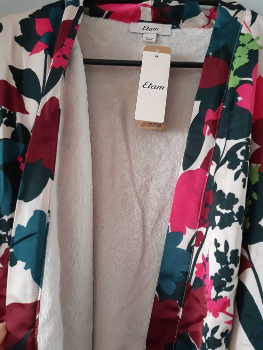 Markowy nowy szlafrok Etam milutki i szykowny z polarem rękaw 3/4