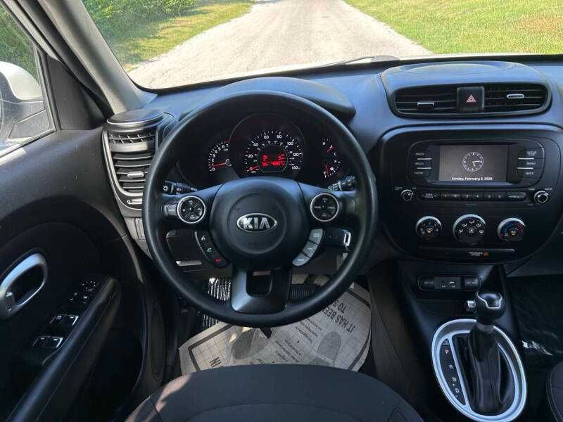 2017    Kia Soul