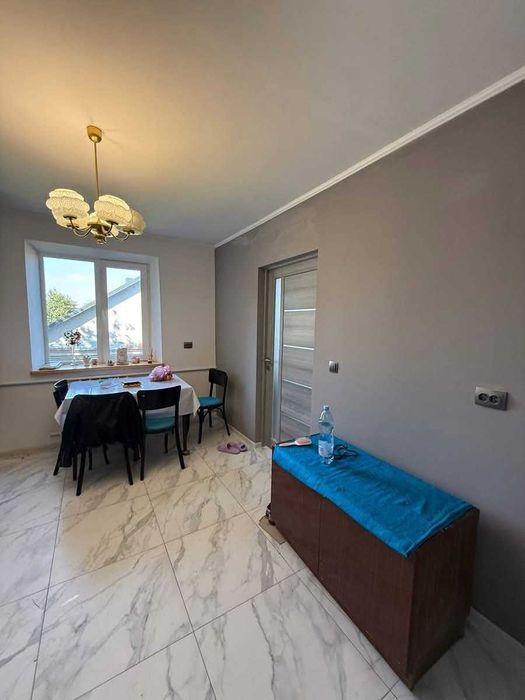 Продаж будинку в Кременці