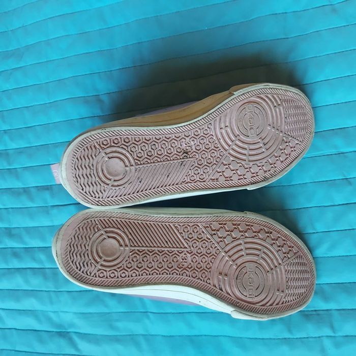 Fajne buty przejściowe 35