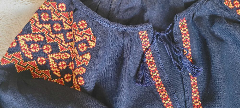 Вишиванка жіноча