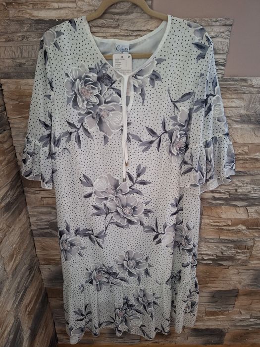 Zwiewna letnia sukienka