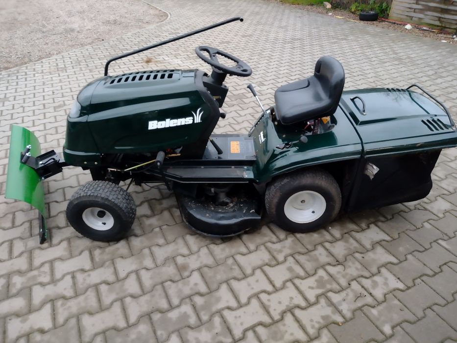 Pług do śniegu traktorek ciągniczek kosiarka quad dzik odśnieżarka