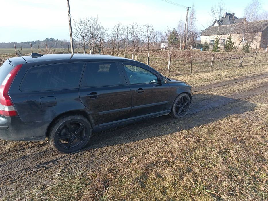 sprzedam volvo v50 2D