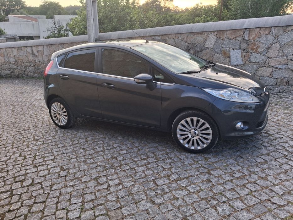 Ford fiesta 1.25 com 1 só dono