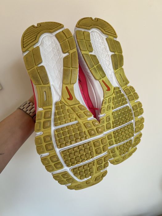 Buty sportowe do biegania Nike 38