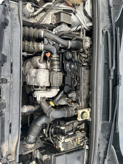 Peugeot 308 2012 года