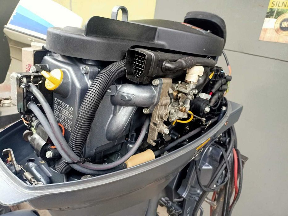 Silnik zaburtowy YAMAHA 20 KM stopa L Pover Trim