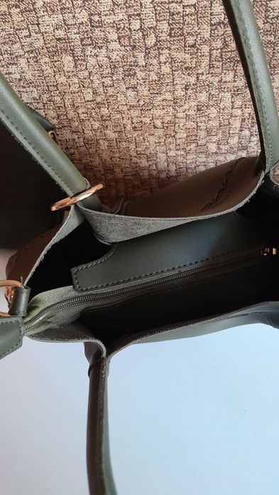 Жіноча сумка зеленого кольору