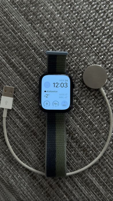Apple Watch 7 45mm Cellular Nike
