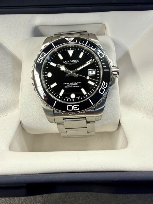 Longines Hydroconquest RESERVADO    39 mm preto
