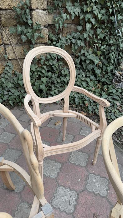 Кресло каркас медальон осталось 1 шт, из Европы