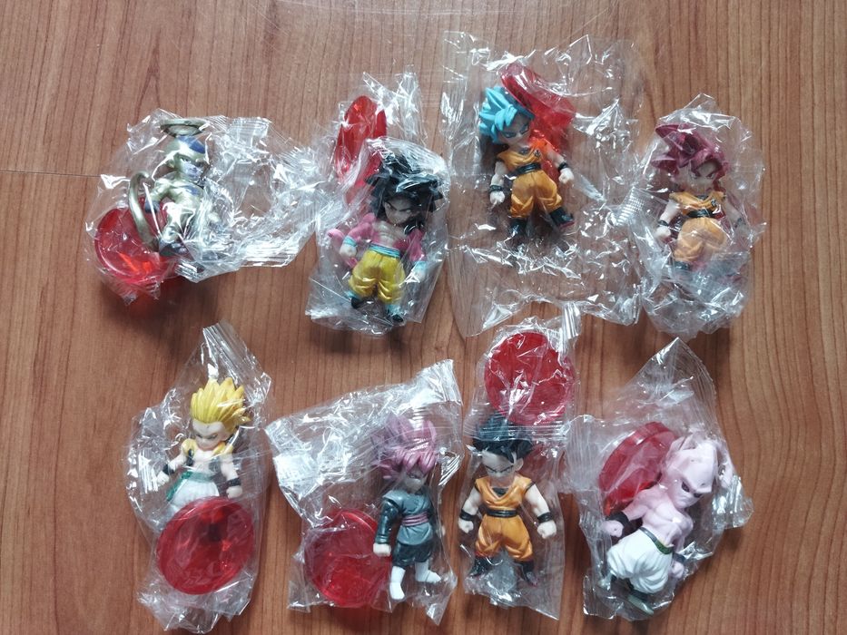 Pins crachás demon Slayer e attack on titan My hero academia