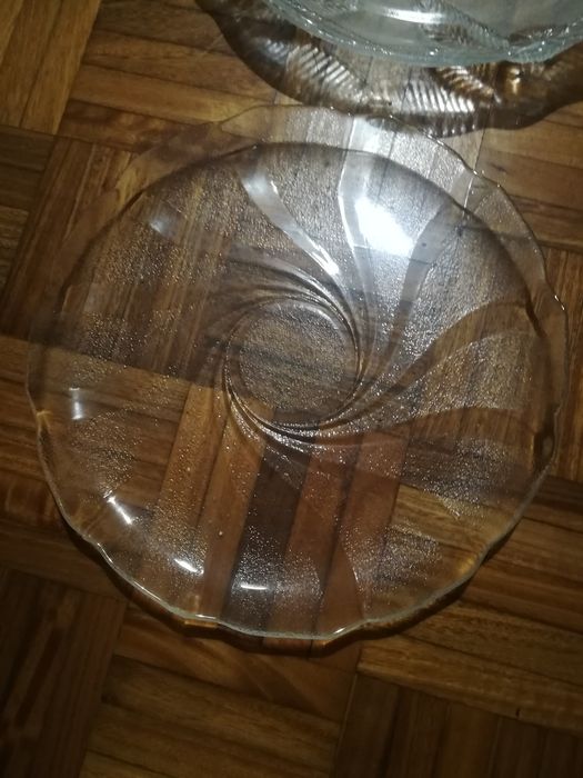 Glass Cake Plates424443297913251841