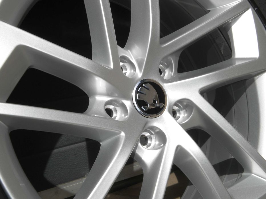 Nowe koła letnie aluminiowe 17 5x112 Skoda Octavia II III RS Superb II