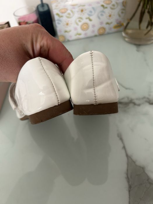 białe balerinki komunijne rozm.36