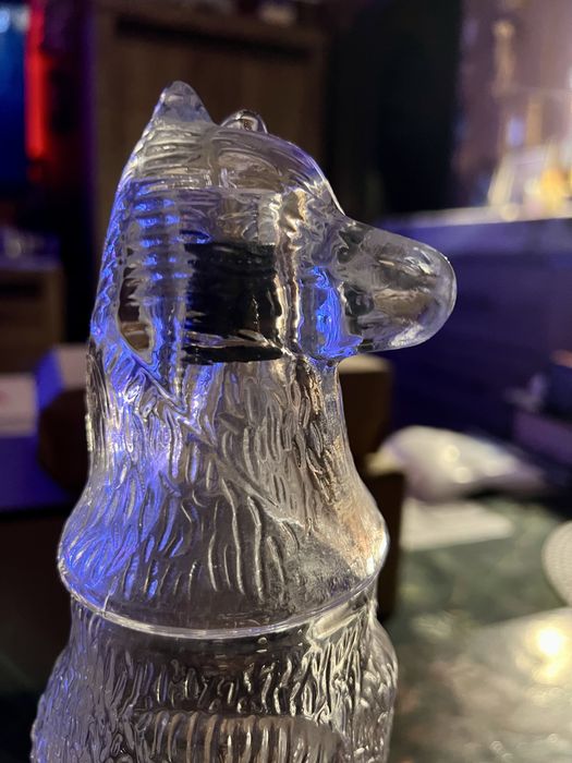 Szklana ozdobna butelka karafka w kształcie wilka 29x10 cm