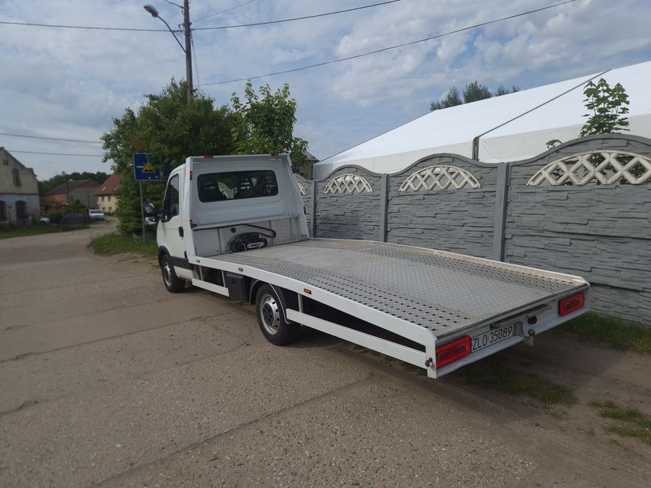 Sprzedam lub zamienię Iveco 3,0 170km hak 3,5t klima