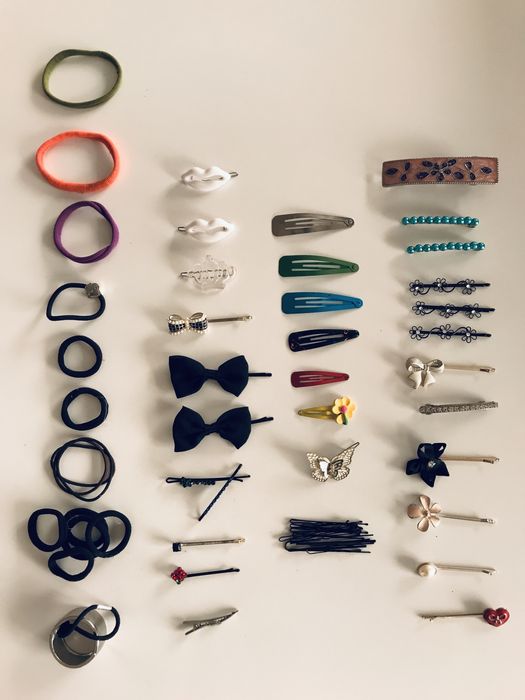 Ganchos, bandoletes, fitas, elásticos, tiaras, correntes p/ cabelo