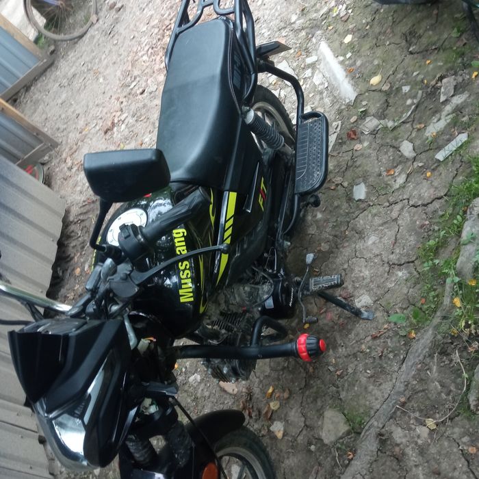 Мотоцикл мустанг 125