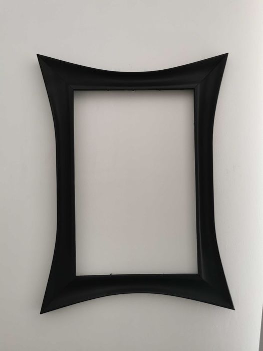 Czarna rama 40x60 cm – wydruk 3D, ręcznie sklejana