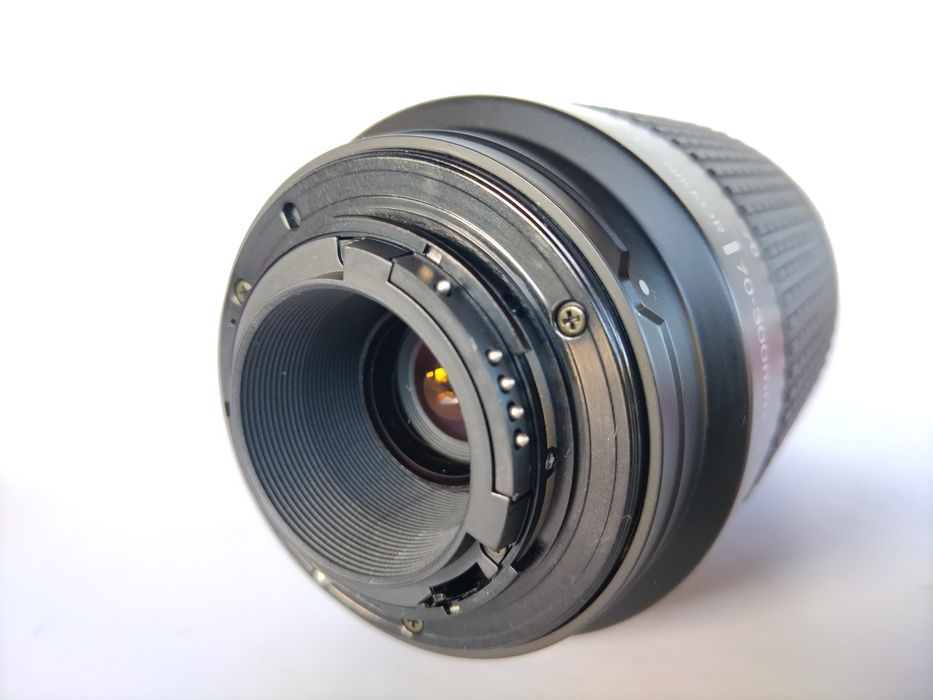 Nikon Nikkor AF 70-300mm f/4-5.6G