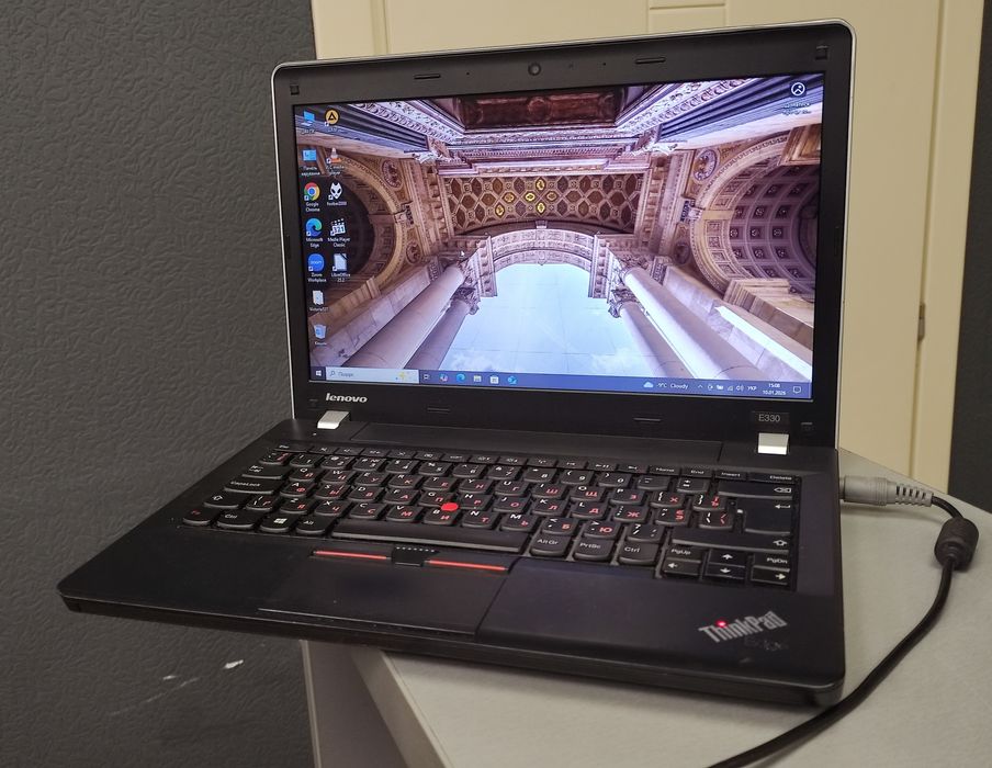 Ноутбук Lenovo ThinkPad Edge E330 3354-DSG SSD 250GB