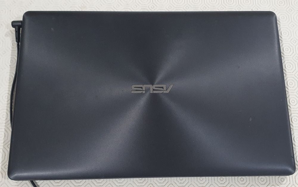 Asus K550C – O Guerreiro de Secretária (SSD + Win 10 Limpo!)