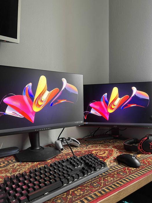 Komputer z RTX 3060+i5 12600k + monitory