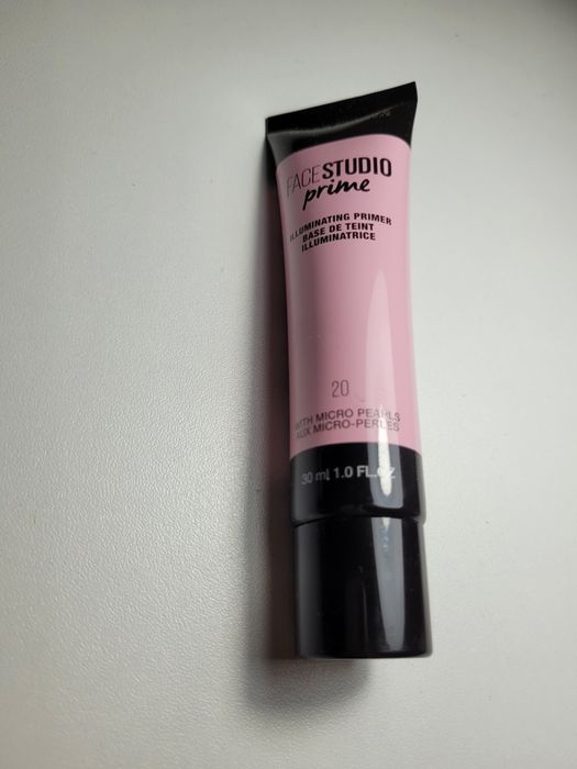 MAYBELLINE Rozświetlająca baza pod makijaż