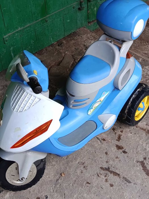 Дитячий мотоцикл  дитячий б/в 6v