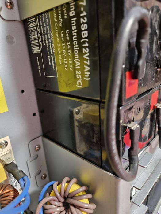 3000VA.2400W.Duży,mocny.Zasilacz awaryjny UPS Power Walker