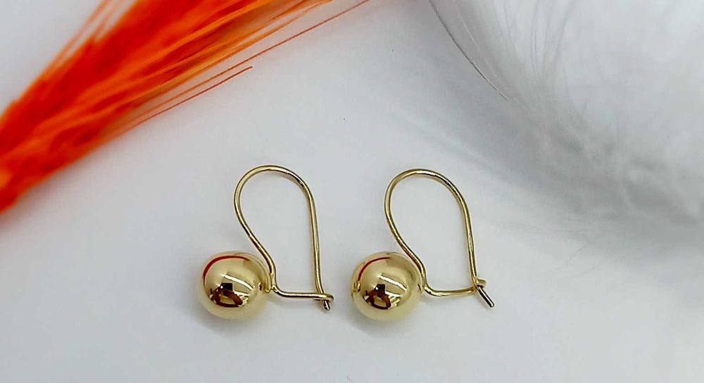 Złote kolczyki kulki na biglu, próba 585
