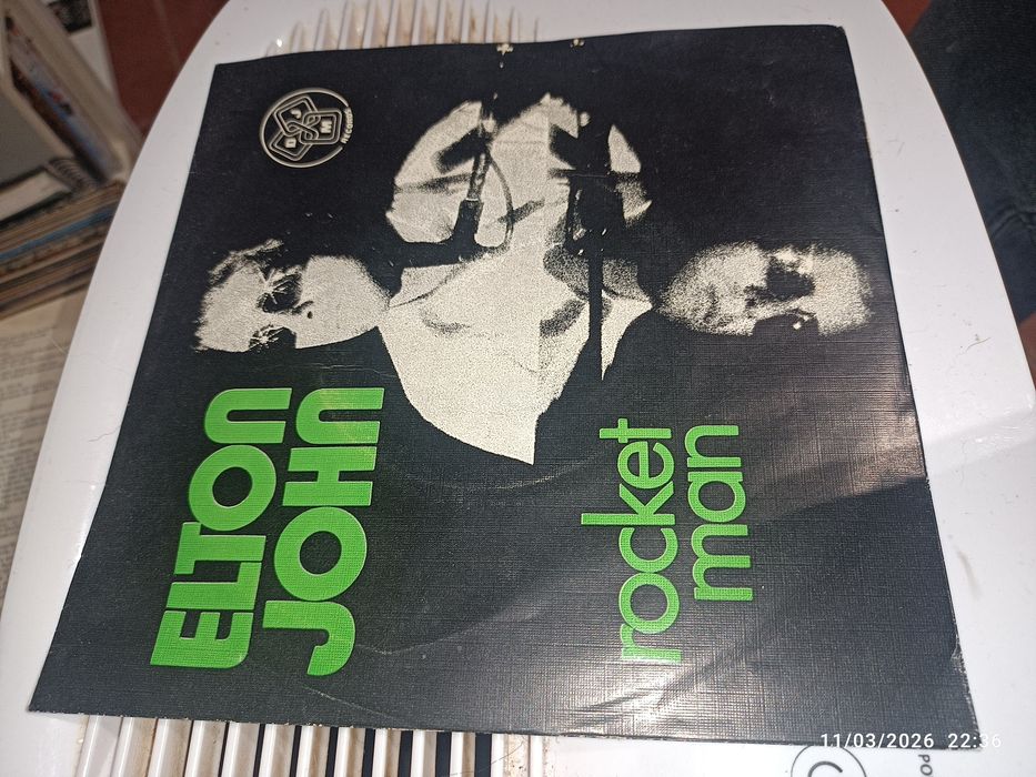 Elton John Rocket man