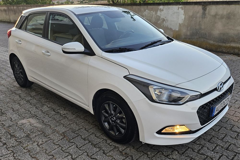 Hyundai i20 crdi único dono 57 mil km
