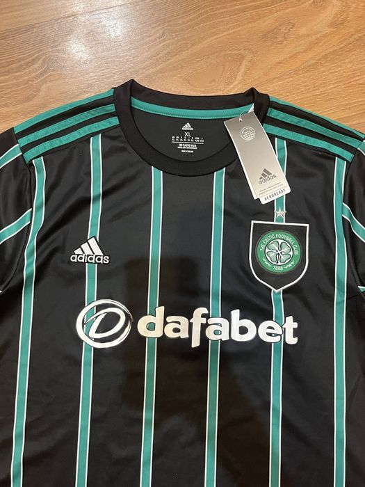 Футбольная jersey футболка adidas Celtic