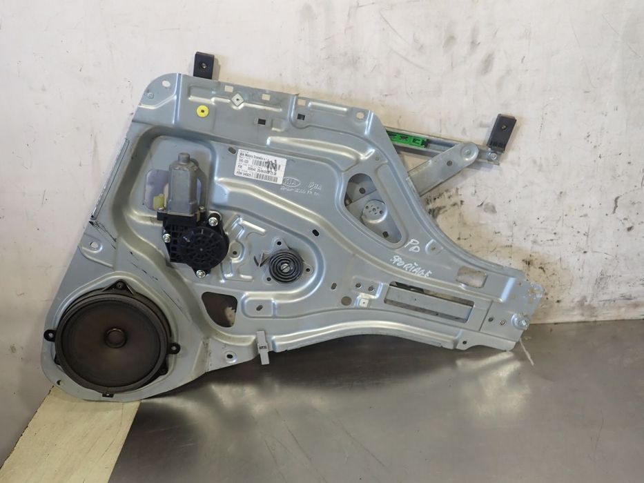 PODNOŚNIK SZYB PRAWY PRZÓD KIA SPORTAGE 2.0 II LIFT 6126194686