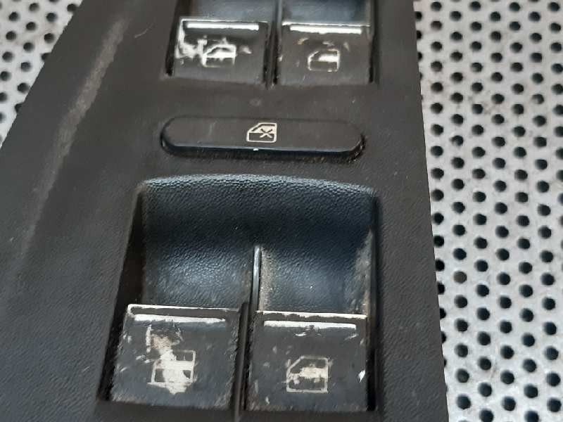 COMANDO ELEVADOR DE VIDRO FRONTAL ESQUERDO SEAT LEON 2006 -1P1867171A